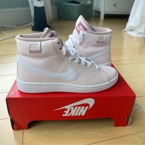 Nike Court Royale 2 Mid. Pink. Size 6